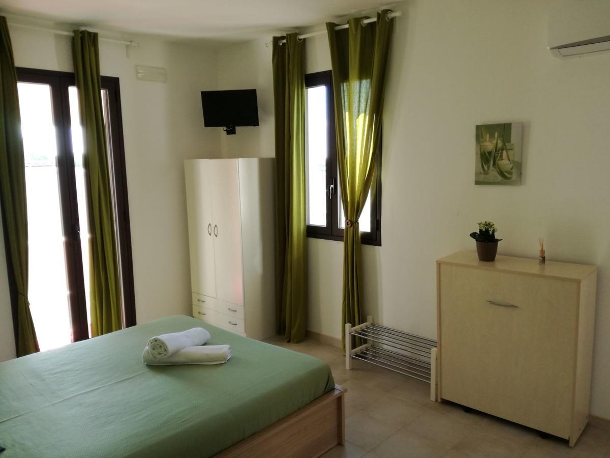 シラクーサ La Casa Delle Farfalle Bed & Breakfast エクステリア 写真